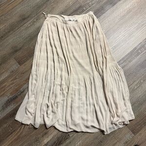 Aritzia Wilfred invitation skirt - matte pearl, pleated maxi